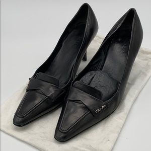 Prada black leather pumps size 38